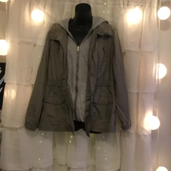 DKNY JACKET SIZE XL - Picture 3 of 5